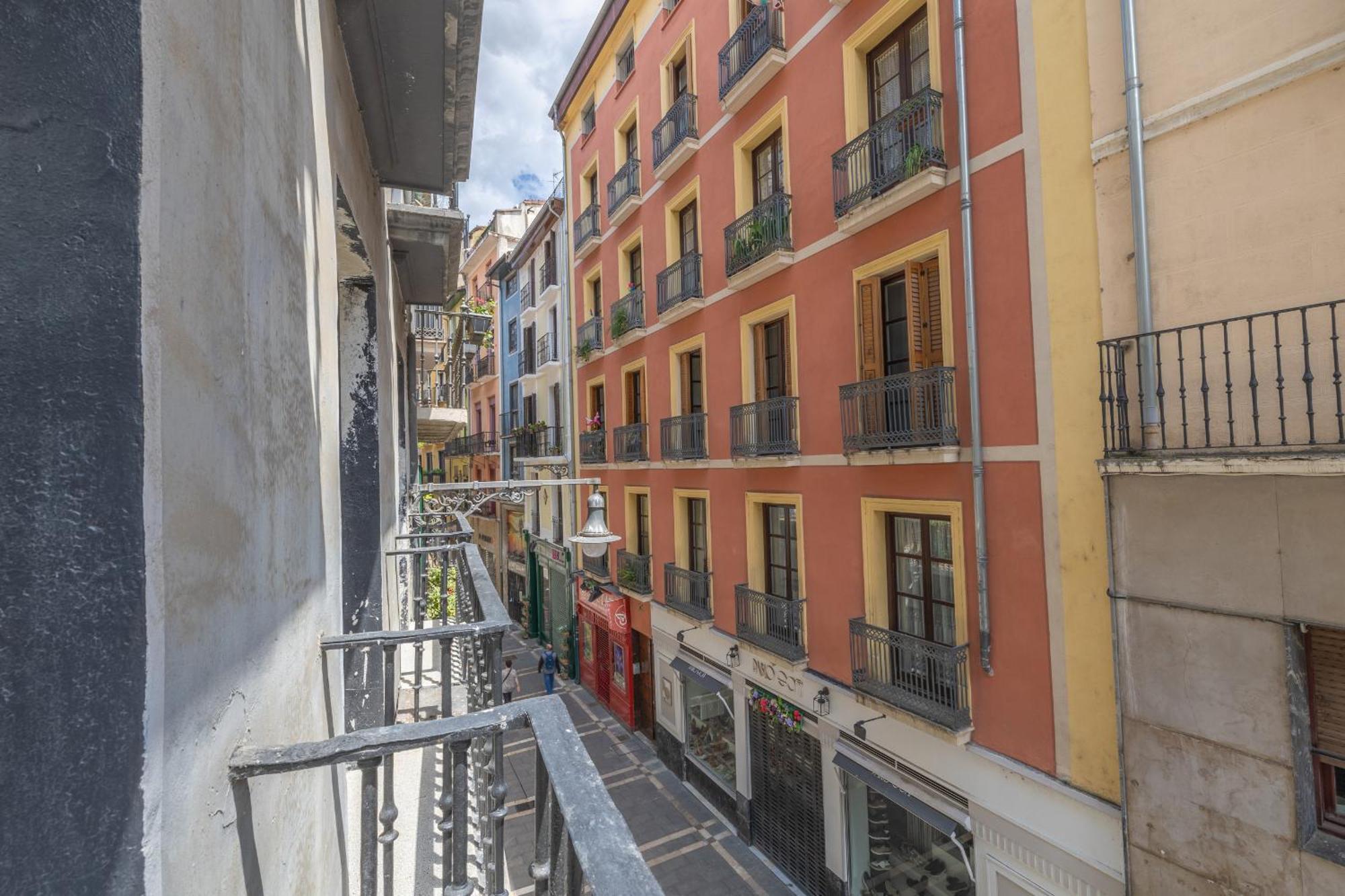 Tuapartamento Centro Pamplona - Zapateria 30 Экстерьер фото